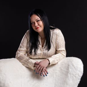 Model - AngieKiss sexy