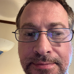 Model - masteroffetishes assworship