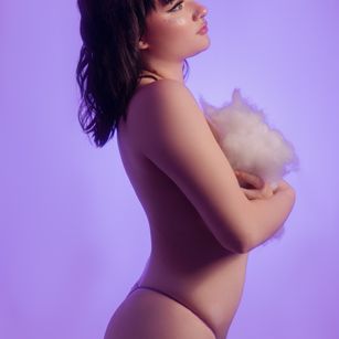 Model - Electra Rouse latina