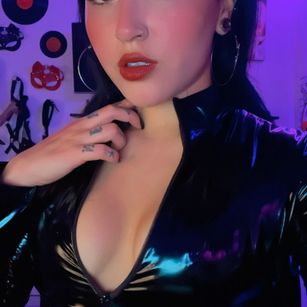 Model - Cleo denil latina