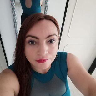 Model - DoctoraVictoria Madura