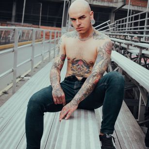 Model - Kalettattos cum