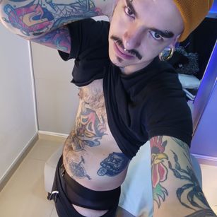 Model - Kalettattos dirtytalk