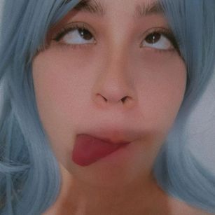 Model - cherrypeach_ heels