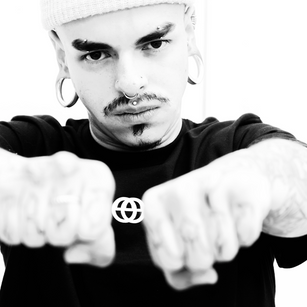 Model - Kalettattos blowjob