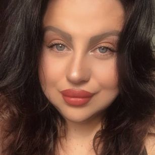 Model - RubyLorrie nasty