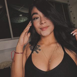 Model - Lexxiee Haze shaved