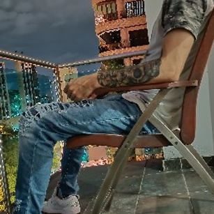 Model - Adam_Nixon webcam