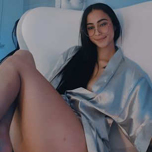 Model - Alana Martinez bigass