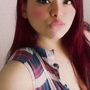 Model - crol moon latina