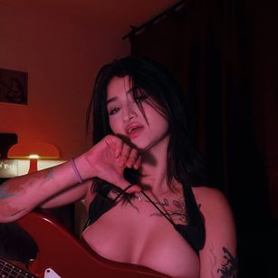 Model - SharonJazz toys