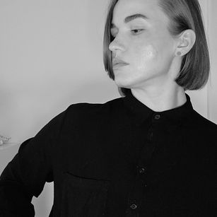 Model - Mistress Black Velvet control