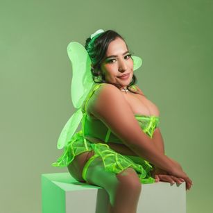 Model - CelesteMason bigboobs