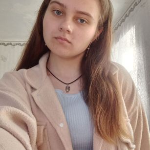 Model - shygirl heels