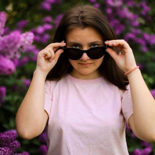 Model - shygirl show