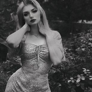 Model - Lady Alice Goddess