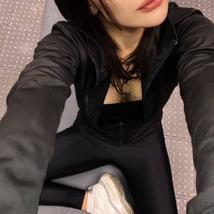 Model - Asian_Vi teen