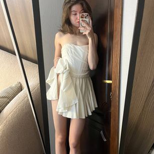 Model - Selena blowjob