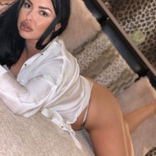 Model - Betty.Ice_Official bigass