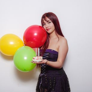 Model - Raven_Love vibrador