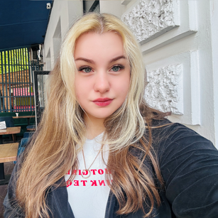 Model - AlSunset feet