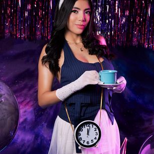 Model - Julie Bennet footfetish