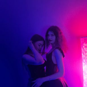 Model - LinaAurora bigtits