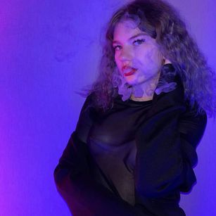 Model - LinaAurora bigass