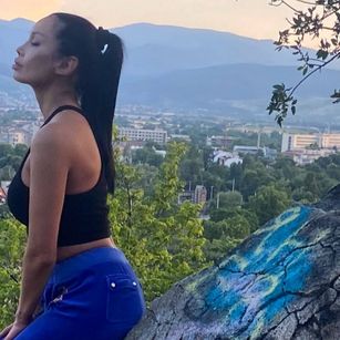 Model - Lady_Socks fetish