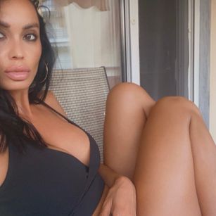 Model - Lady_Socks naughty