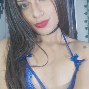 Model - Sadyca leche
