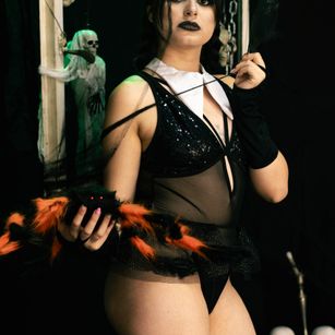 Model - LiliCarterm blowjob