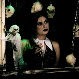 Model - LiliCarterm toys