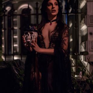 Model - LunaBently cei