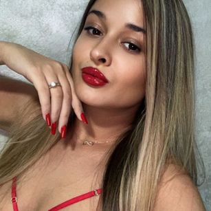 Model - LaceyDover heels