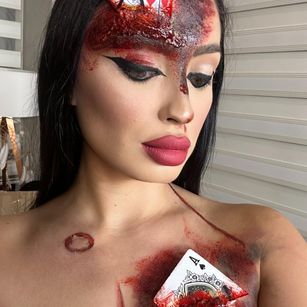 Model - VictoriaLane findom