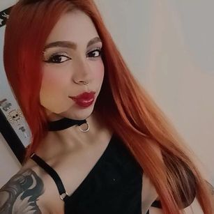 Model - Polygonnia shaved