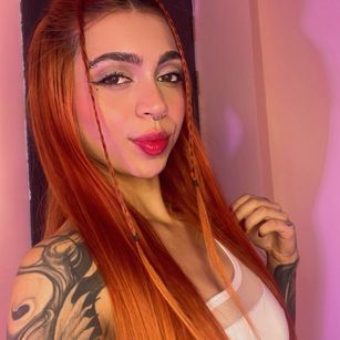 Model - Polygonnia blowjob