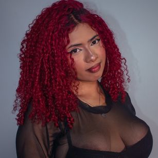 Model - Idun Brunette bdsm