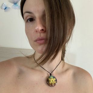 Model - Sabrina playful