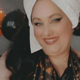 Model - AnaMalone LOVENSE