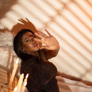 Model - Lorraine Johnson latina