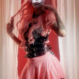 Model - Carla Cox bdsm