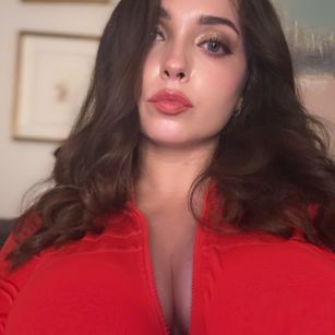 Model - Sommer Sanchez femdom