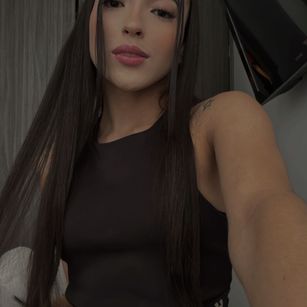 Model - Danny Cr heels