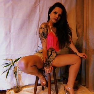 Model - Liz Storm brasileira