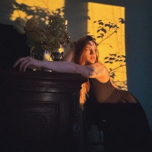 Model - LinaRose blueeyes