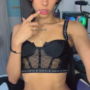 Model - SUSAN666 Morenas