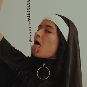 Model - ameliasmith allnatural