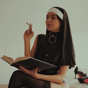 Model - ameliasmith joi